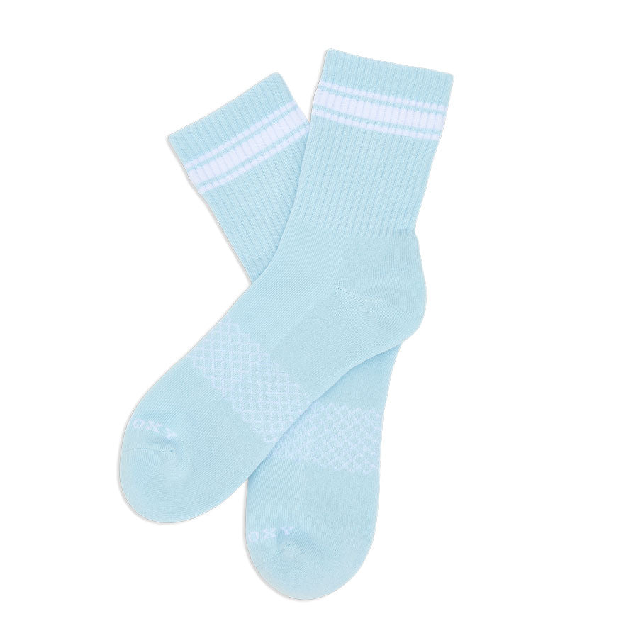 Alternate flat lay of blue & white quarter crew socks