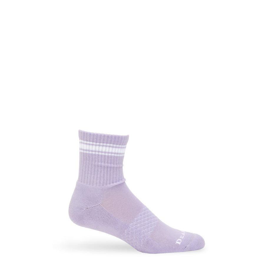 Lilac and white quarter crew socks shown upright against white background.