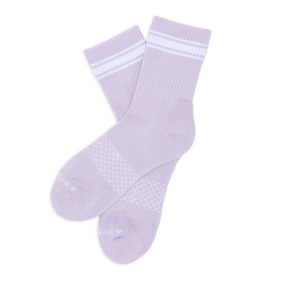 Alternate flat-lay of lilac and white quarter crew socks.